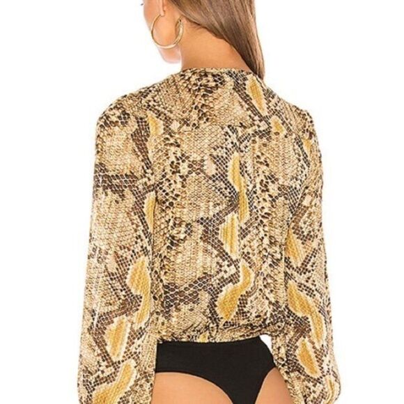 Superdown Aliza Snake Print Bodysuit - Picture 6 of 9